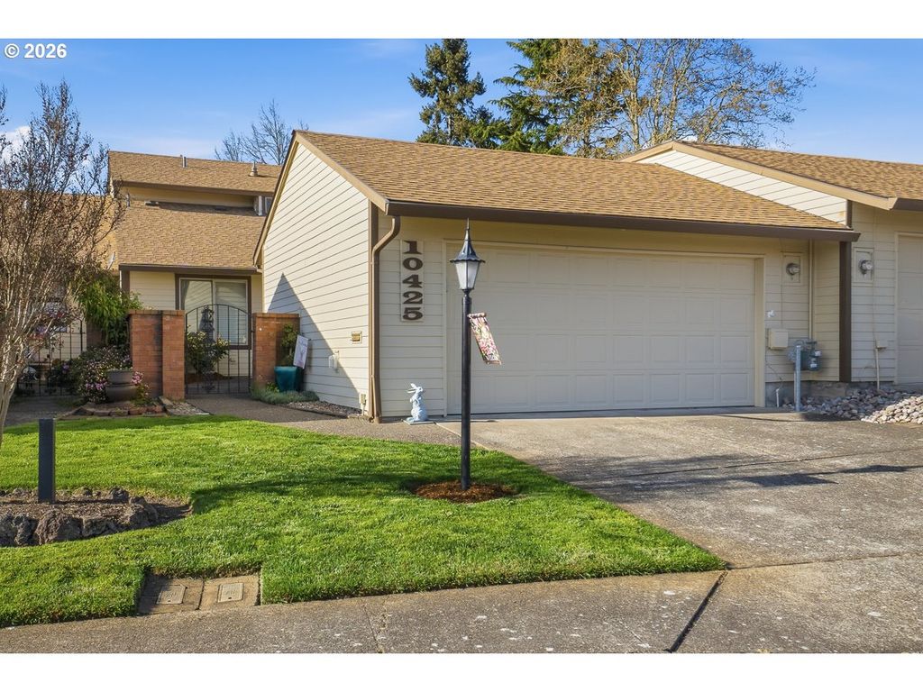 10425 Sw GREENLEAF Ter, Tigard, OR 97224