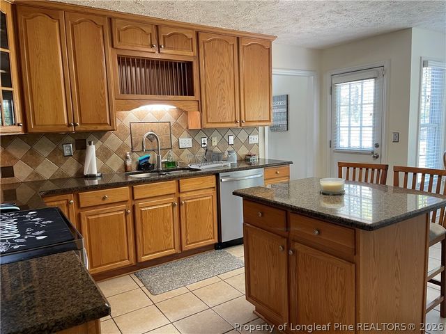 6113 Castlebrooke Lane, Linden, NC 28356