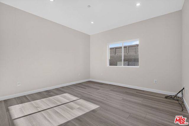 1809 N Avon Street 101, Burbank, CA 91505