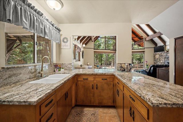 5695 Juarez Rd, Pollock Pines, CA 95726