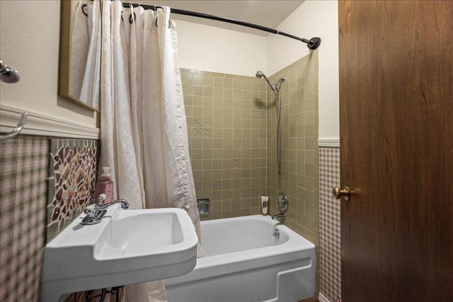 5695 Juarez Rd, Pollock Pines, CA 95726