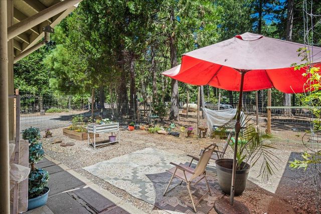5695 Juarez Rd, Pollock Pines, CA 95726