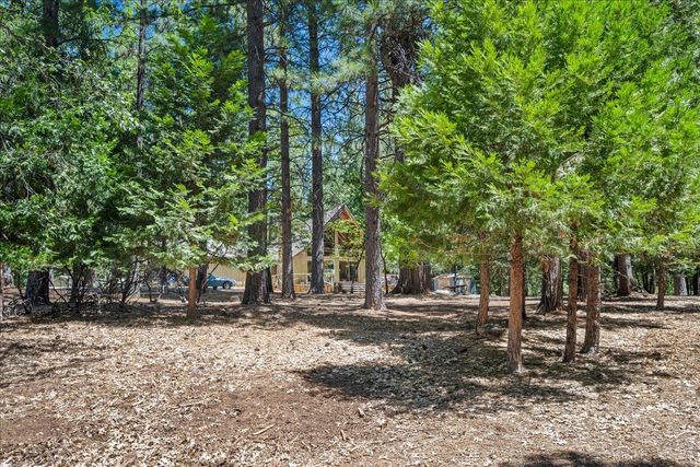 5695 Juarez Rd, Pollock Pines, CA 95726