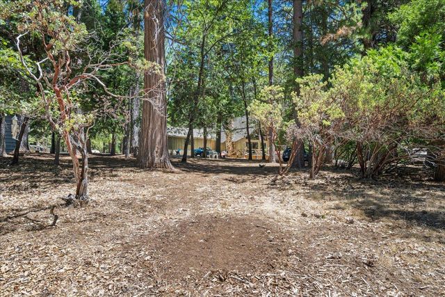 5695 Juarez Rd, Pollock Pines, CA 95726