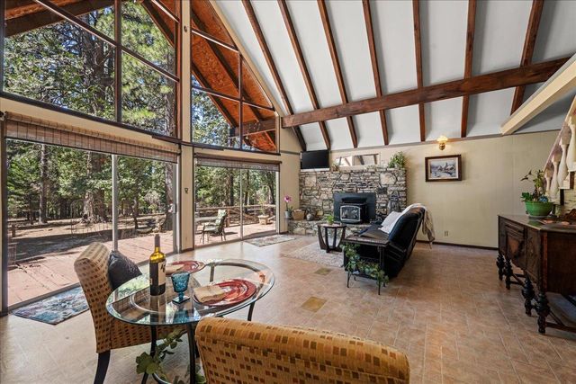 5695 Juarez Rd, Pollock Pines, CA 95726