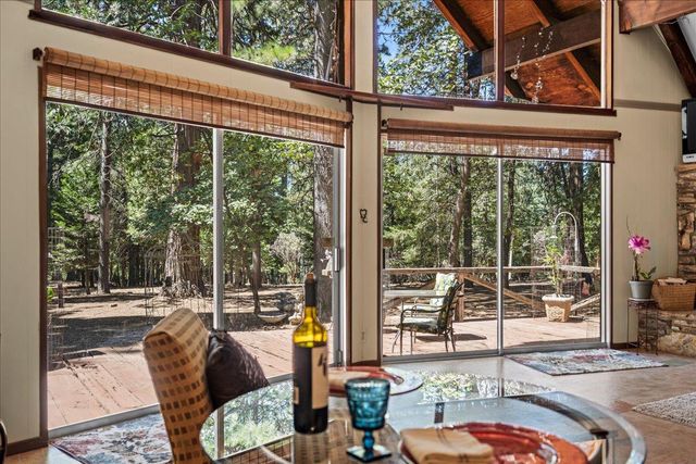 5695 Juarez Rd, Pollock Pines, CA 95726