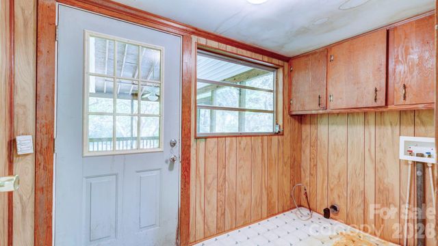 2403 W C Street, Kannapolis, NC 28081