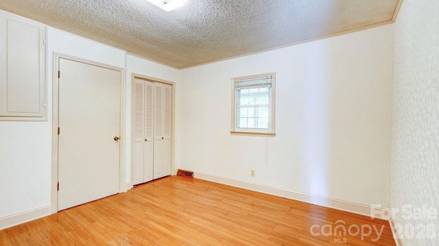 2403 W C Street, Kannapolis, NC 28081