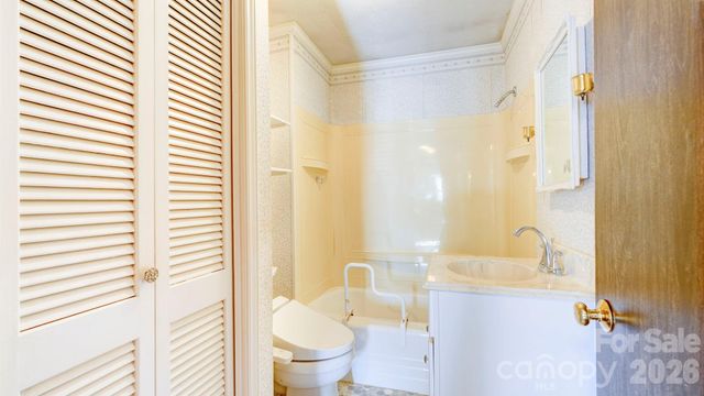 2403 W C Street, Kannapolis, NC 28081