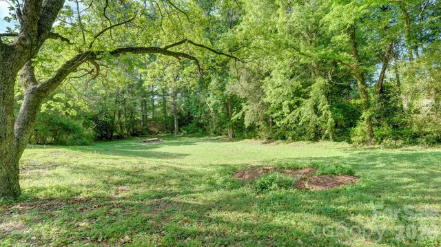 2403 W C Street, Kannapolis, NC 28081