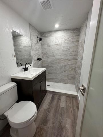 653 NE 71ST AVENUE, Ocala, FL 34470