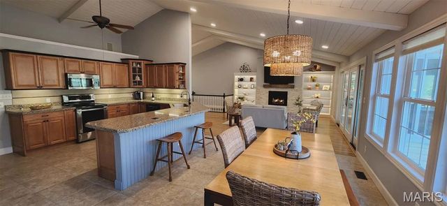 1497 S Lake Sherwood Drive, Marthasville, MO 63357