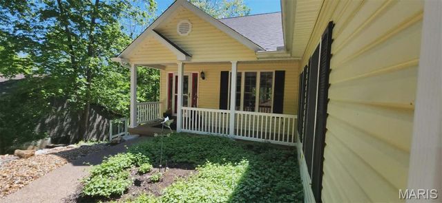 1497 S Lake Sherwood Drive, Marthasville, MO 63357