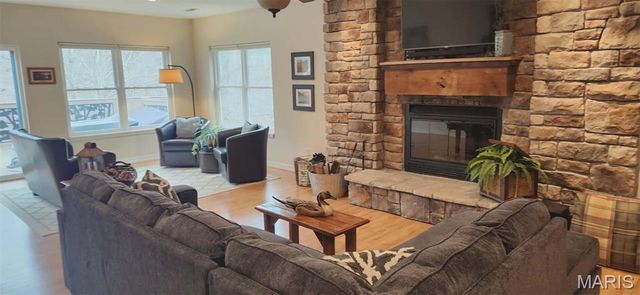 1497 S Lake Sherwood Drive, Marthasville, MO 63357