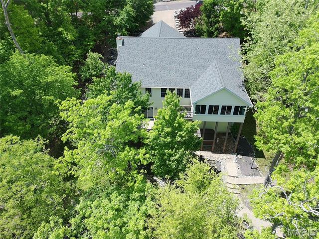 1497 S Lake Sherwood Drive, Marthasville, MO 63357