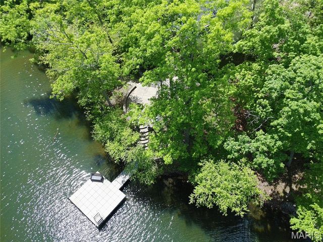 1497 S Lake Sherwood Drive, Marthasville, MO 63357