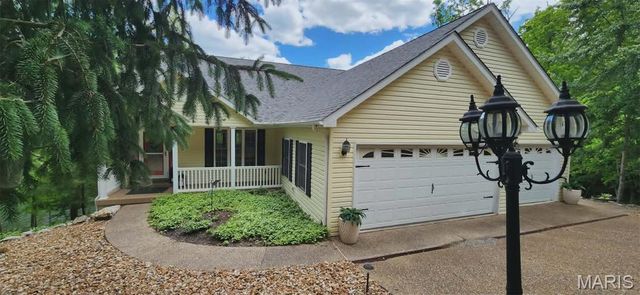 1497 S Lake Sherwood Drive, Marthasville, MO 63357