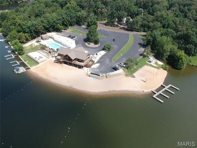 1497 S Lake Sherwood Drive, Marthasville, MO 63357