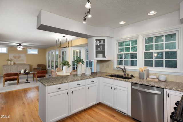 114 Wenonah Way, Durham, NC 27713