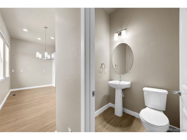 6231 Dayton Ct, Denver, CO 80238