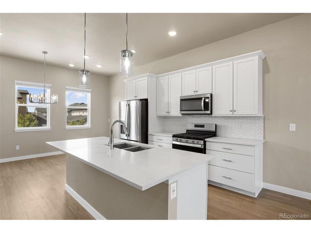 6231 Dayton Ct, Denver, CO 80238