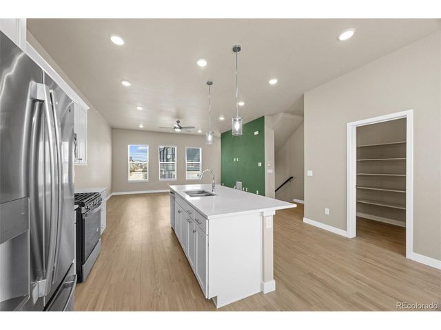 6231 Dayton Ct, Denver, CO 80238