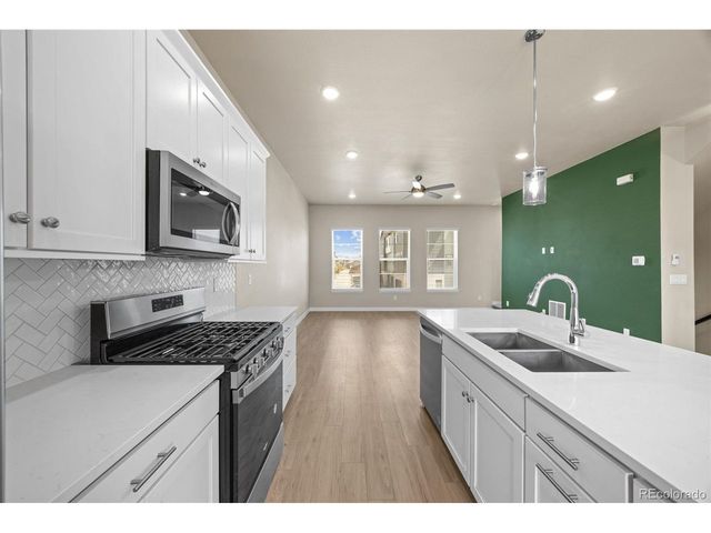6231 Dayton Ct, Denver, CO 80238