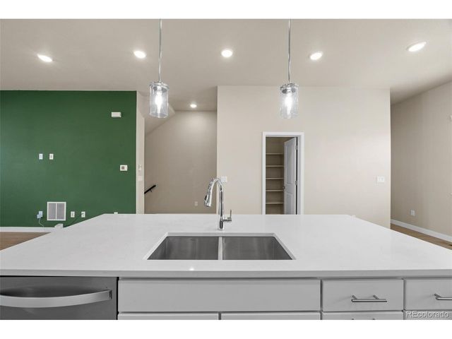 6231 Dayton Ct, Denver, CO 80238