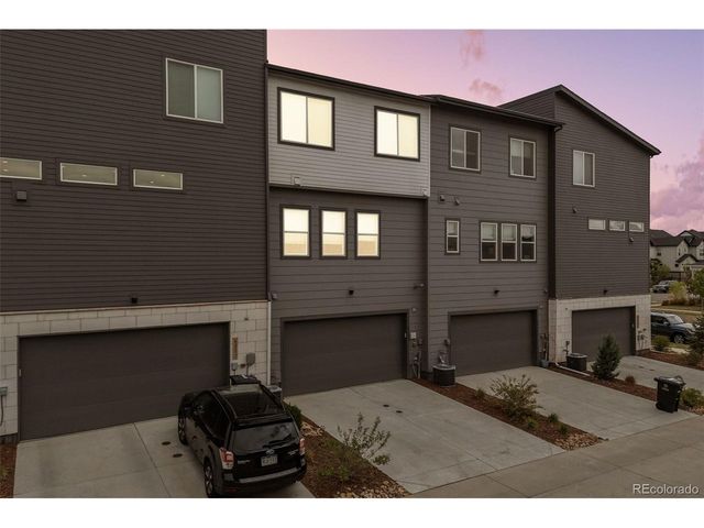 6231 Dayton Ct, Denver, CO 80238