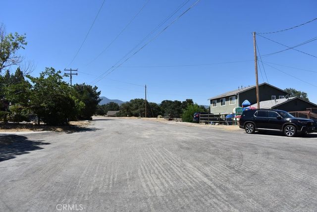 22948 Rim, Tehachapi, CA 93561