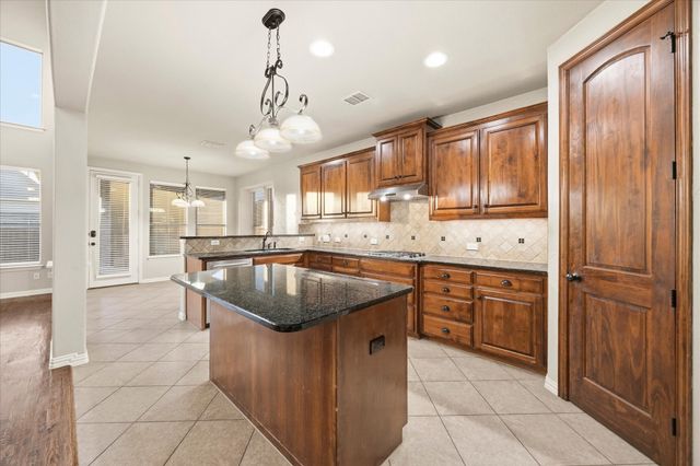 201 Chatfield Drive, Rockwall, TX 75087