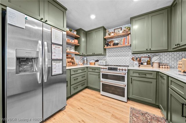 911 Hillcrest Drive, Greenwood, AR 72936