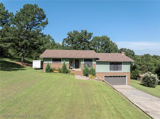 911 Hillcrest Drive, Greenwood, AR 72936