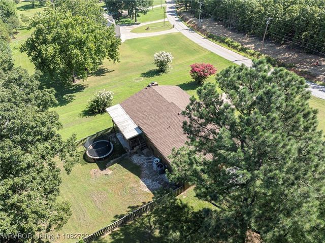 911 Hillcrest Drive, Greenwood, AR 72936
