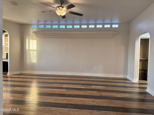 605 BLUFF CANYON Circle, El Paso, TX 79912