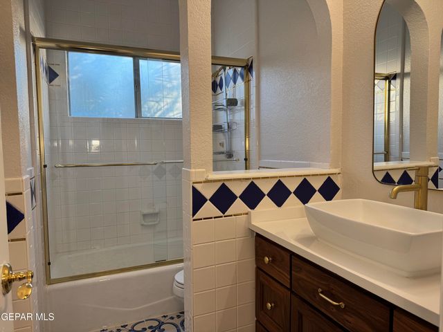 605 BLUFF CANYON Circle, El Paso, TX 79912