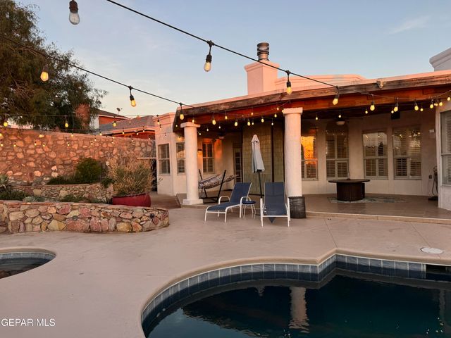 605 BLUFF CANYON Circle, El Paso, TX 79912