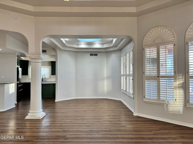 605 BLUFF CANYON Circle, El Paso, TX 79912
