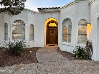 605 BLUFF CANYON Circle, El Paso, TX 79912