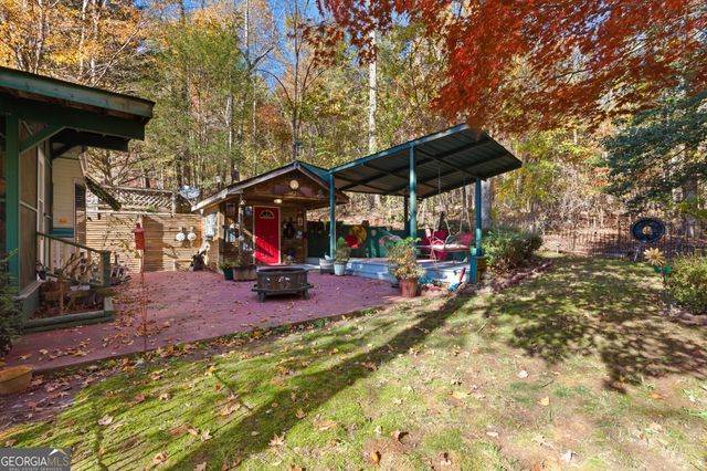 105 Holiday Loop, Cleveland, GA 30528