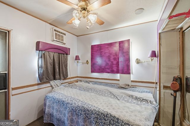 105 Holiday Loop, Cleveland, GA 30528