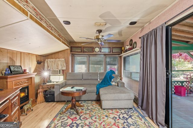 105 Holiday Loop, Cleveland, GA 30528