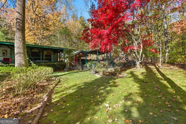 105 Holiday Loop, Cleveland, GA 30528
