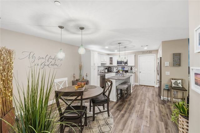 40 Saw Mill Drive 204, North Kingstown, RI 02852