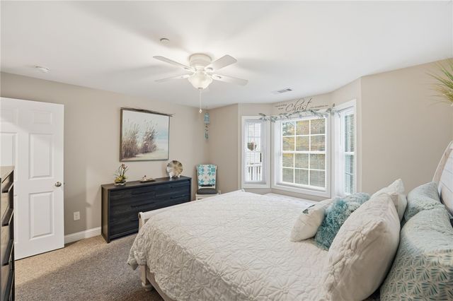 40 Saw Mill Drive 204, North Kingstown, RI 02852