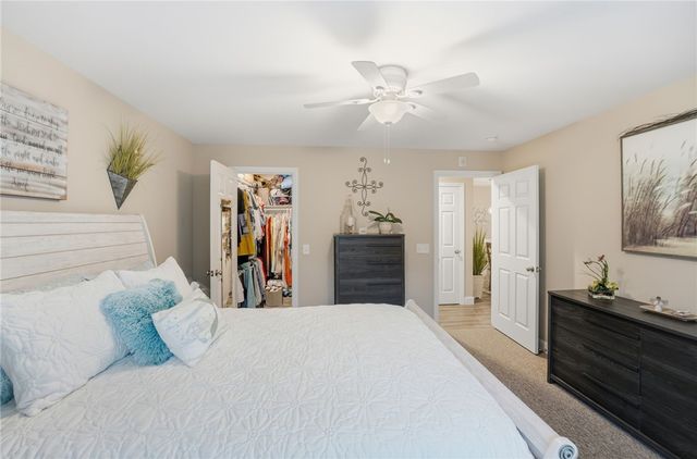 40 Saw Mill Drive 204, North Kingstown, RI 02852