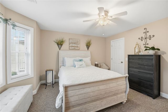 40 Saw Mill Drive 204, North Kingstown, RI 02852