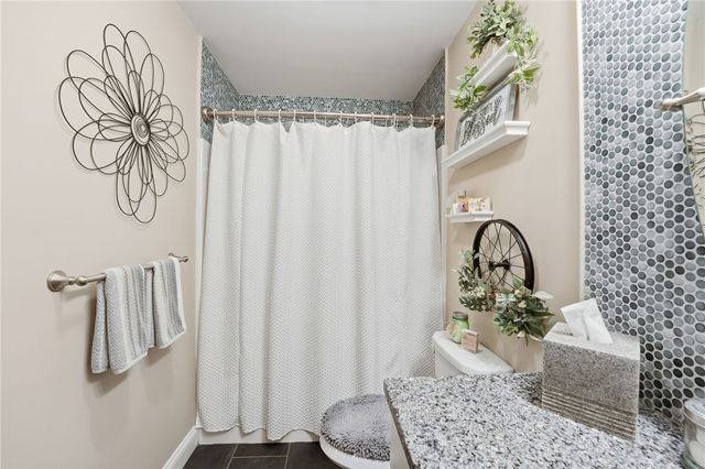 40 Saw Mill Drive 204, North Kingstown, RI 02852