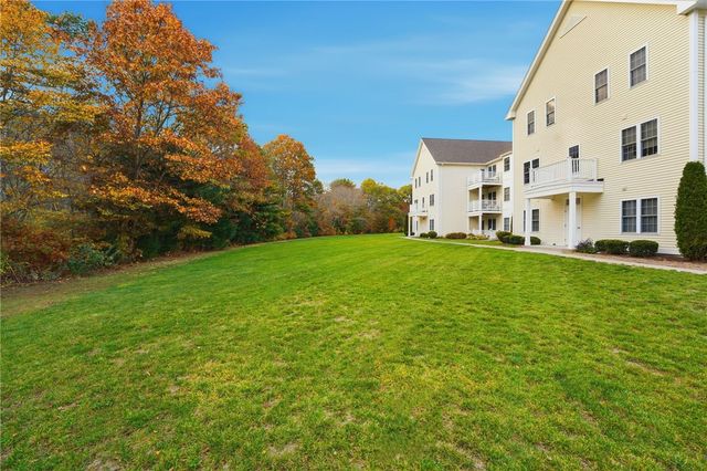40 Saw Mill Drive 204, North Kingstown, RI 02852