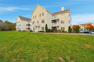 40 Saw Mill Drive 204, North Kingstown, RI 02852